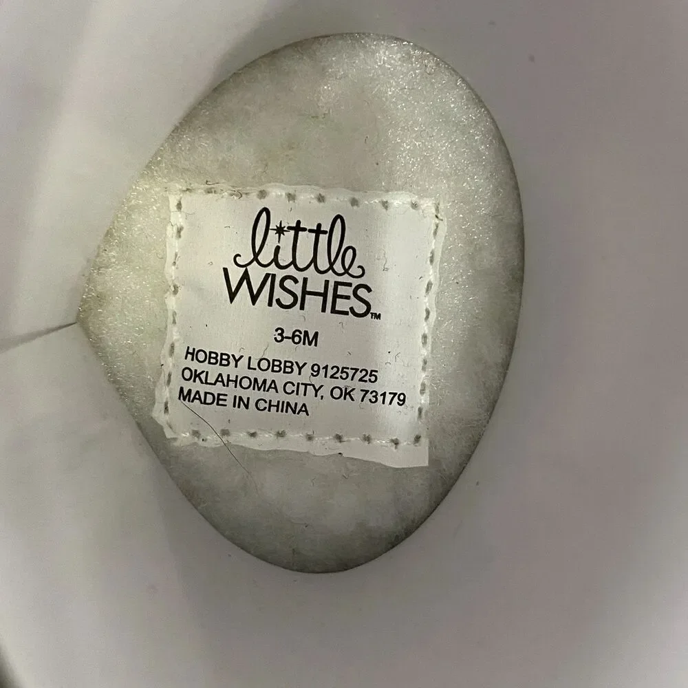 Little Wishes Baby Girl Size 3-6 months Red Boots Sparkly Christmas Holiday - Picture 12 of 12